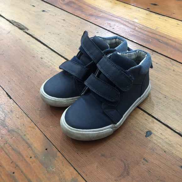 Velcro Shoes - play condition - 6