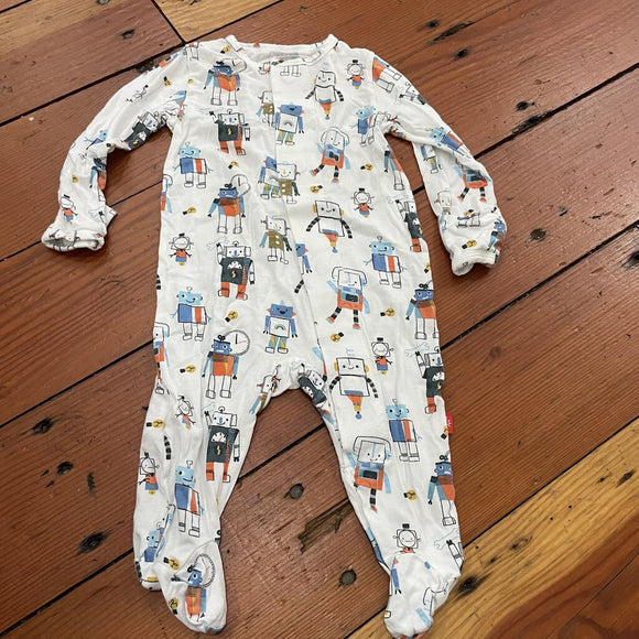 Modal magnetic footed PJs - 0-3M