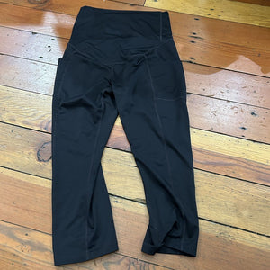 Capri Leggings with Pocket - M