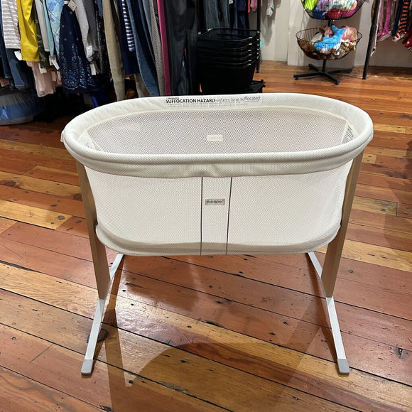 Baby Bjorn Bassinet