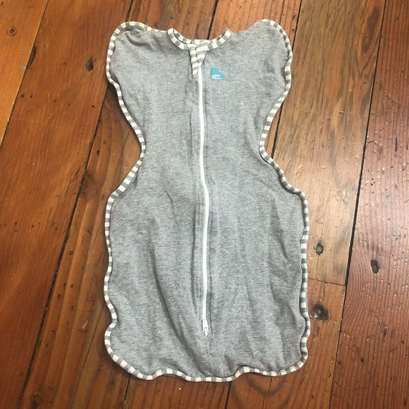 SwaddleUp Original - S (8-13 lbs) - stain on one shoulder