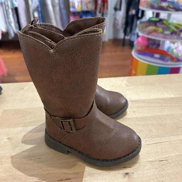 Boots - NWOT - 5