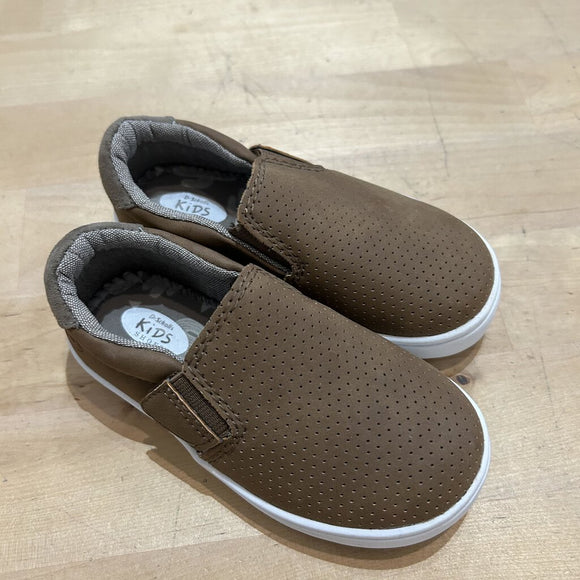 Slip ons NWT - 7