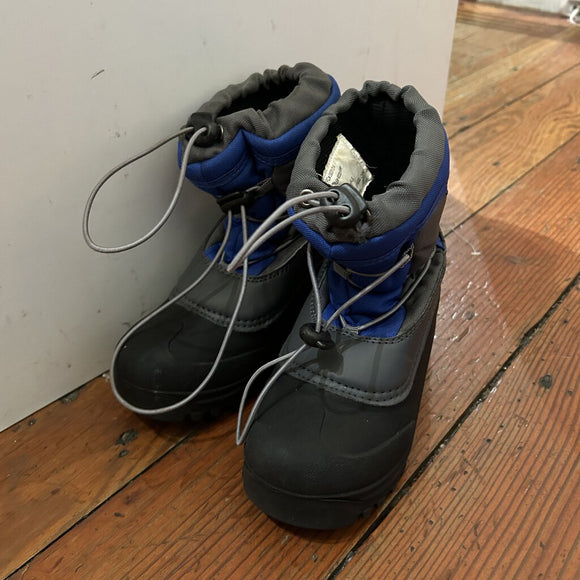 Snow Boots - 1 big kids - excellent condition