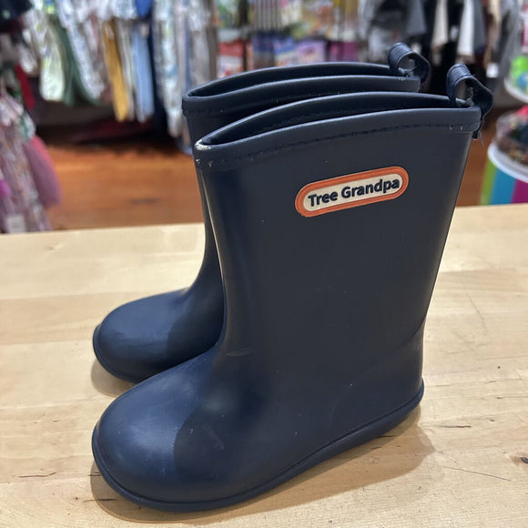 Rain boots - 7/8 approx