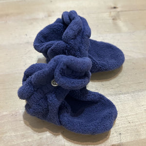 Fleece booties - 12M