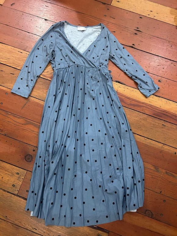 Maternity dress - 10