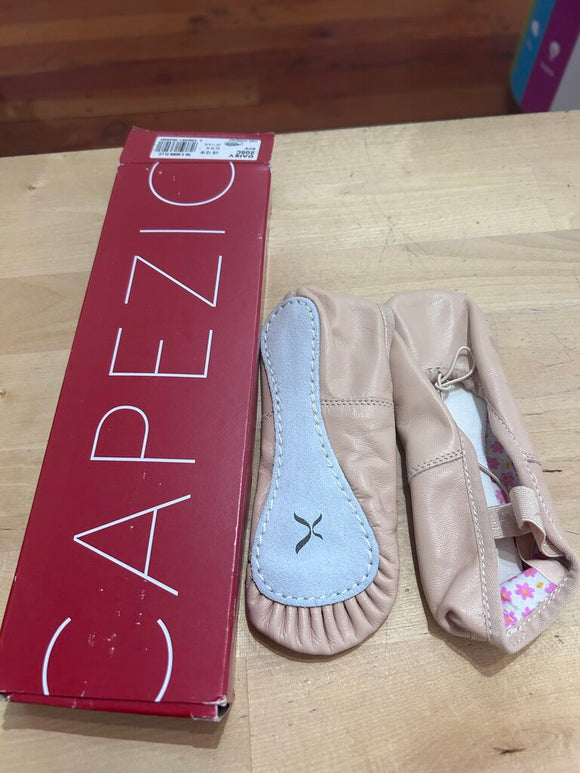 Ballet slippers NWT - 12