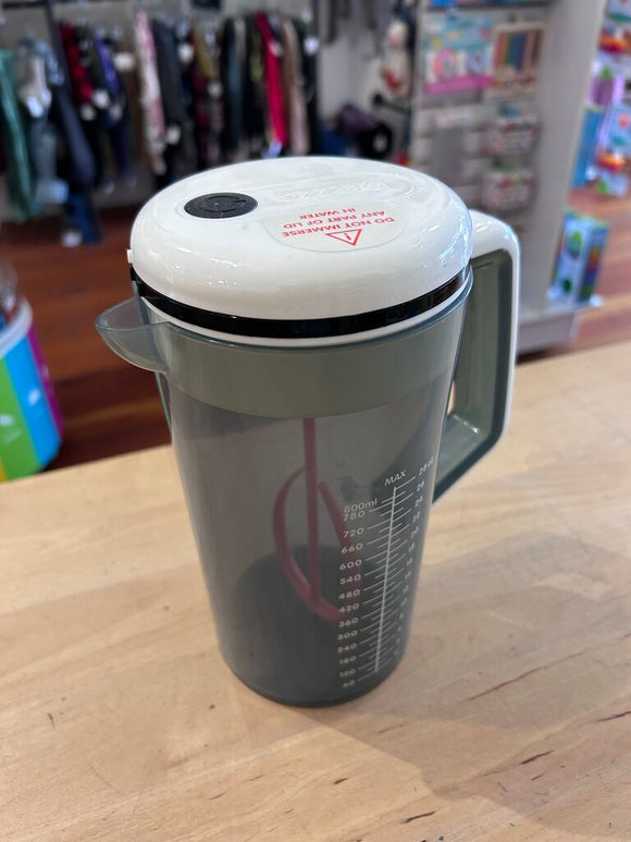 Brezza Electric formula mixer