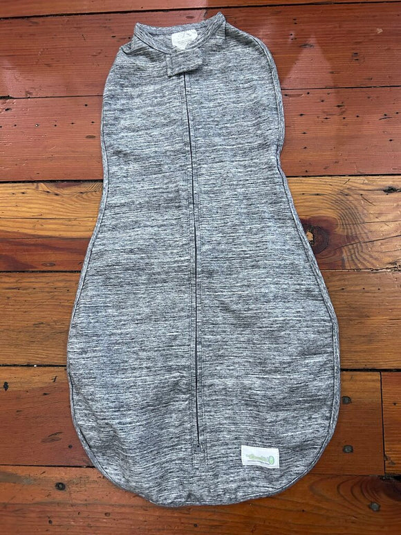 Woombie swaddle- 3-6M