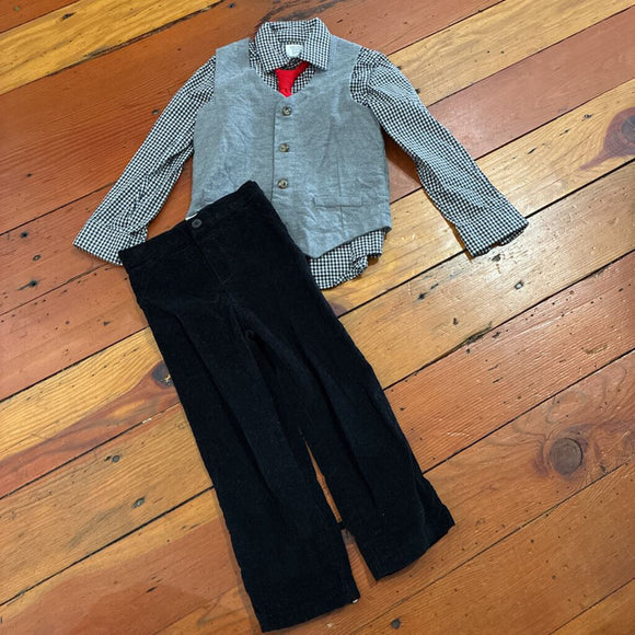 4 piece outfit - 5T