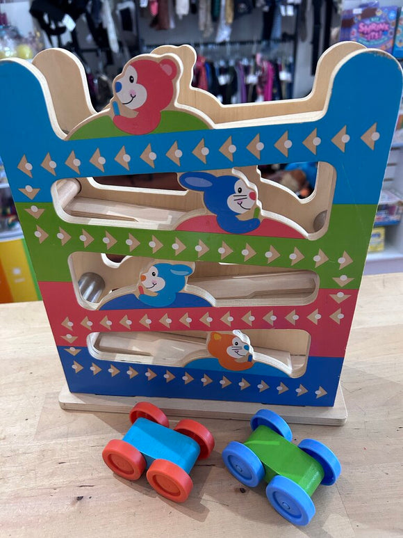 Melissa & Doug car ramp