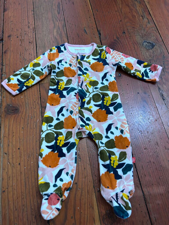 Fleece magnetic Pjs - 3-6M