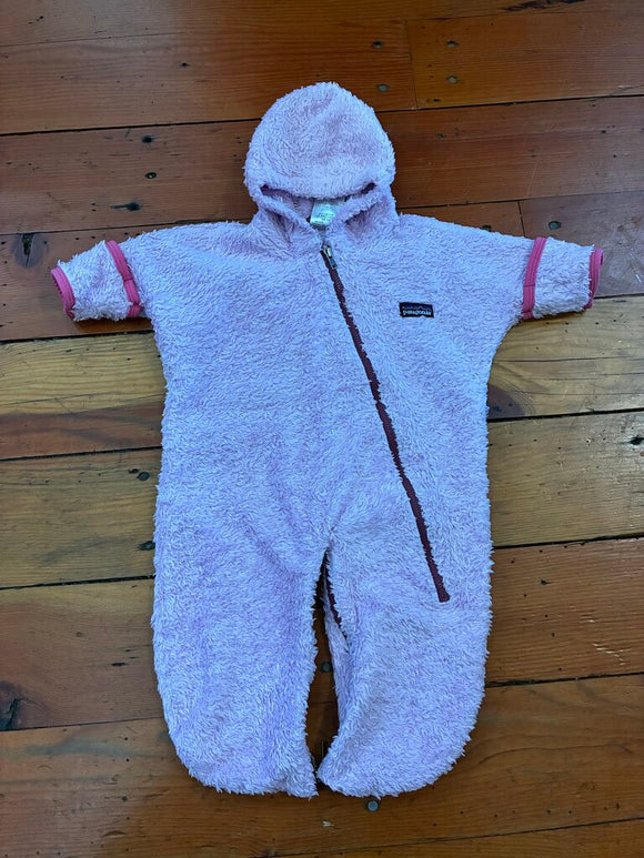 Infant Synchilla Plush Pile Bunting - 6M - slightly matted