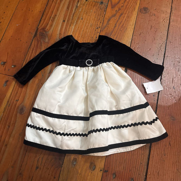 Holiday dress - 12M