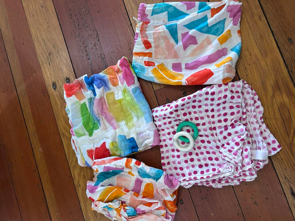 3 pack swaddle blankets - Lovevery