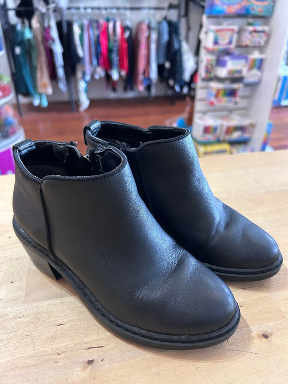 Leather booties -11