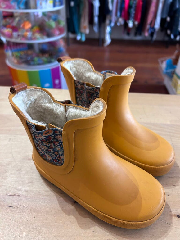 Lined rain boots - 8