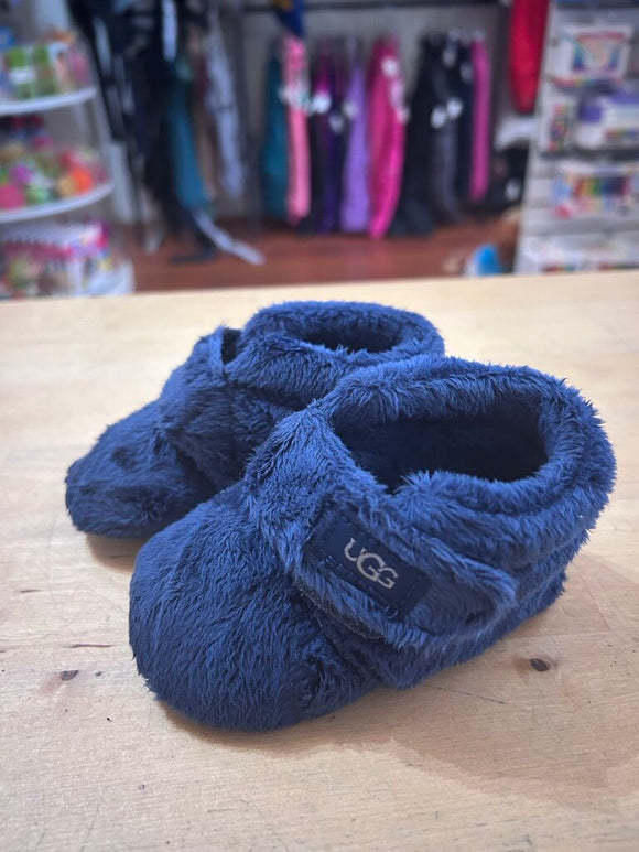 Fuzzy slippers - 2/3