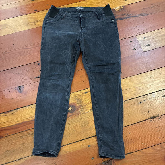 Maternity Jeans - 31S - slight pilling at waistband