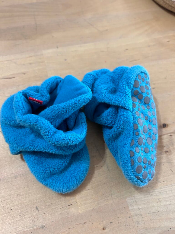 Fleece booties - 18M