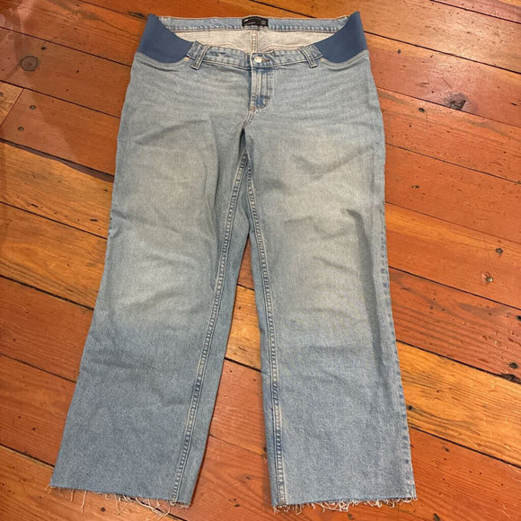 Maternity jeans - 10