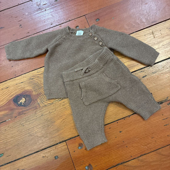 2 piece knit outfit - 3M