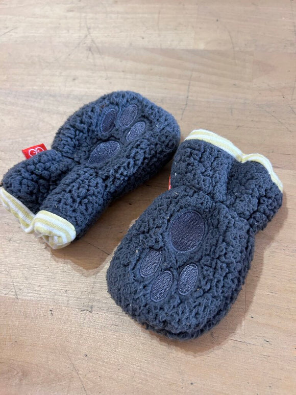 Magnetic me mittens - 0-12M