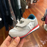 Velcro shoes NWOT - 4