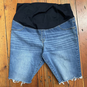 Bermuda shorts - 18/34R